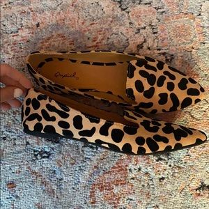 Leopard flats